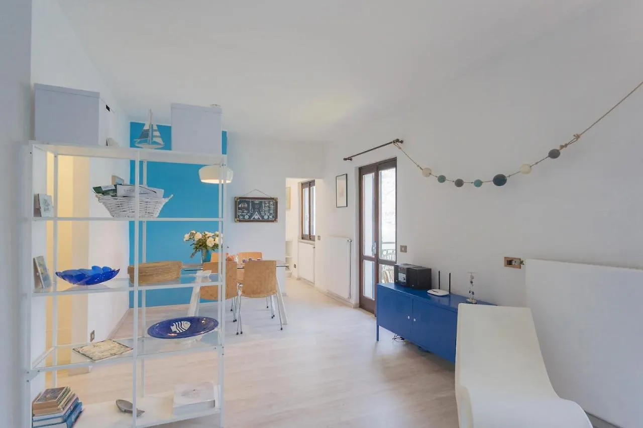 아파트 Lavarell House - Best Lake View By Rent All Como 네소